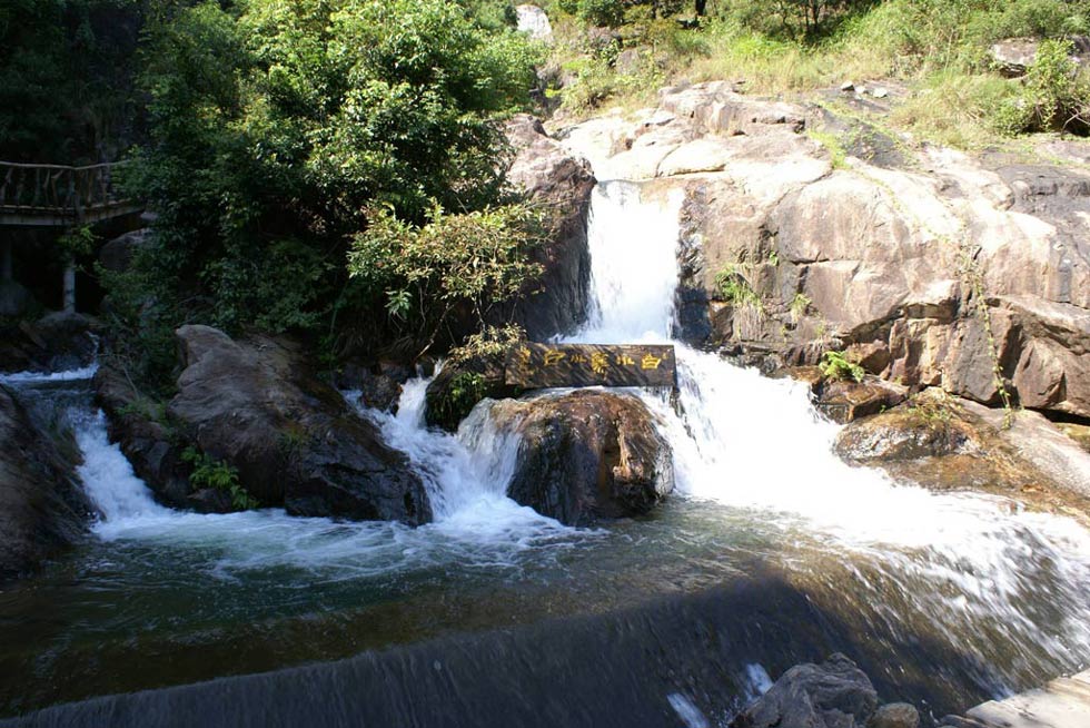 置身大自然，，，，，享受生涯兴趣，，，，，朋侪情深谊重